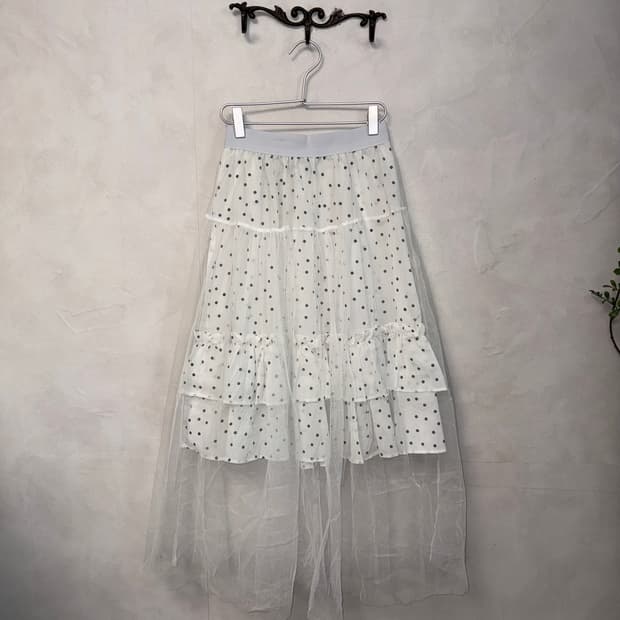 White dot seethrough layered long skirt