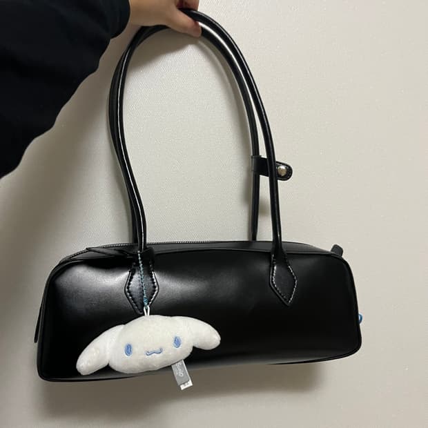 블랙 숄더백 바게트백