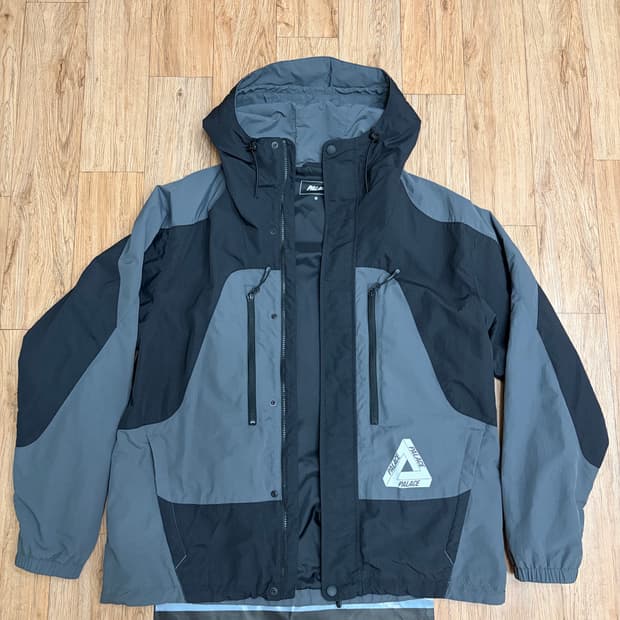 ( M 실측 사이즈 참고 ) 팔라스 파우더 자켓 블랙 그레이 22SS