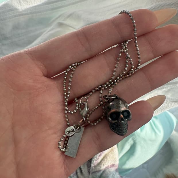마크제이콥스 해골목걸이