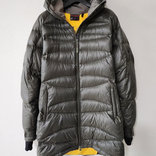 마무트구스 패딩(M