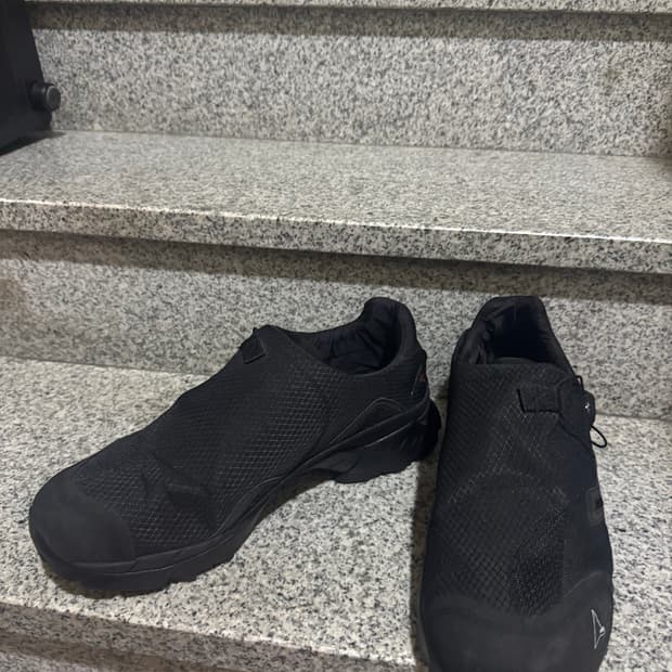 로아 미나르 EU 43 275 사이즈