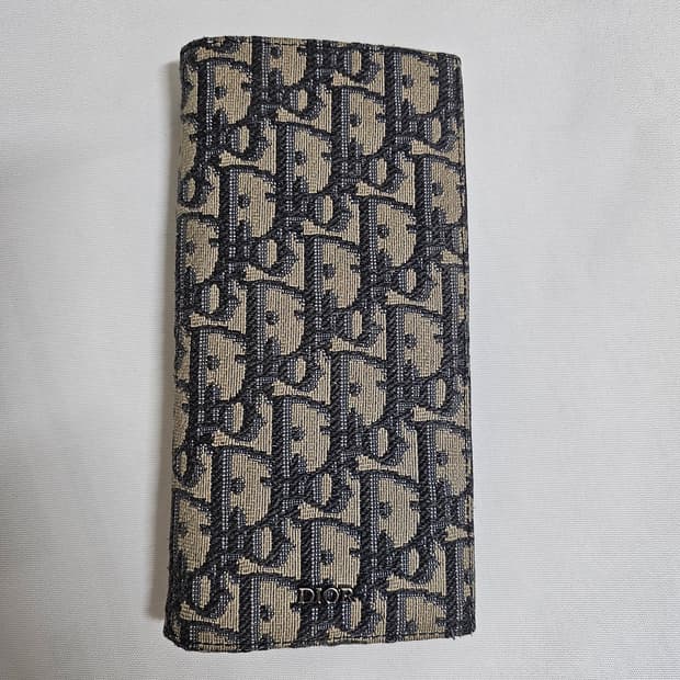 디올 오블리크 장지갑팝니다