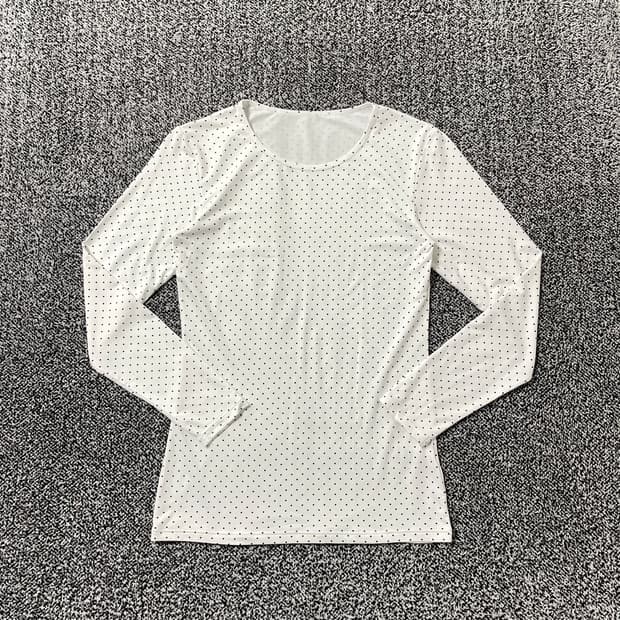 vinteちきゅ. UNIQLO 유니클로 도트 화이트 이너티 슬리브 모리걸