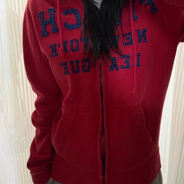 아베크롬비 레드 후드집업 S