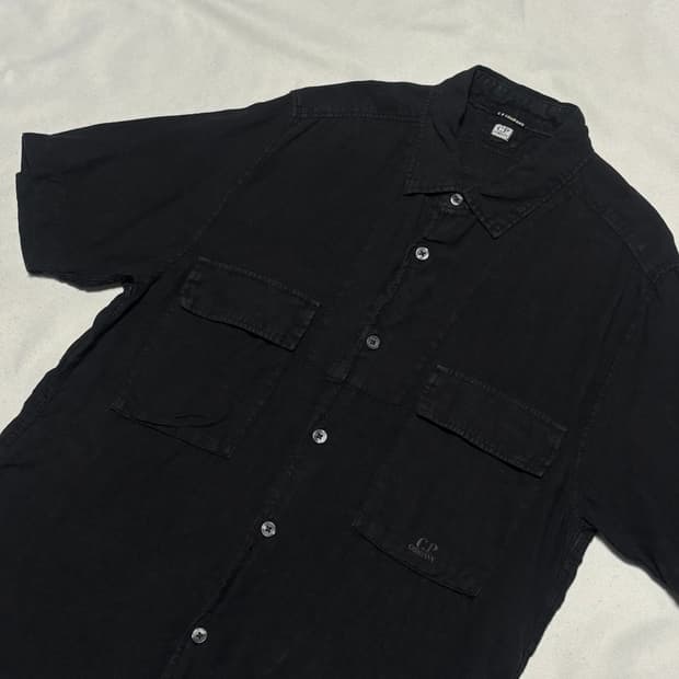 M C.P 컴퍼니 투포켓 린넨 반팔 셔츠