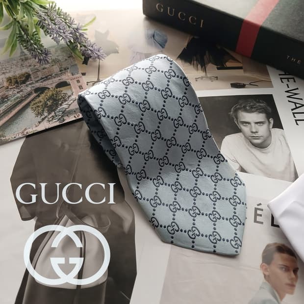 구찌 실크 스카이블루 GG 패턴 넥타이 8.9cm B등급 A18312
