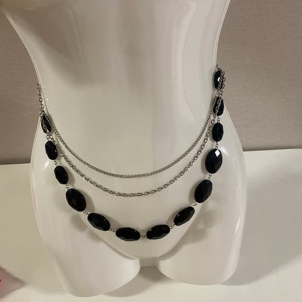 블랙 비즈 목걸이