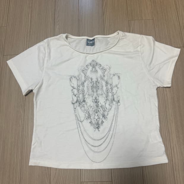 허그유어스킨 체인 크롭티 화이트