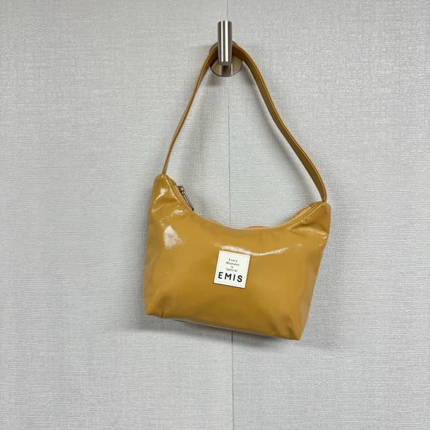 이미스 에나멜 호보백