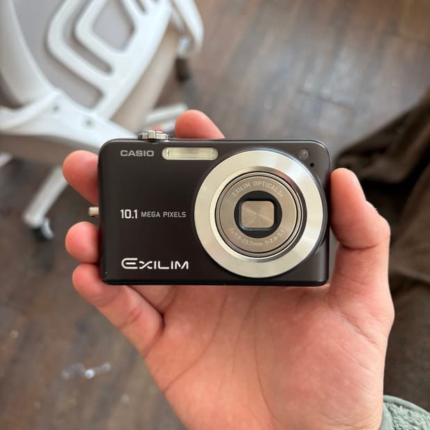 카시오 엑실림 ex z1050 디지털카메라