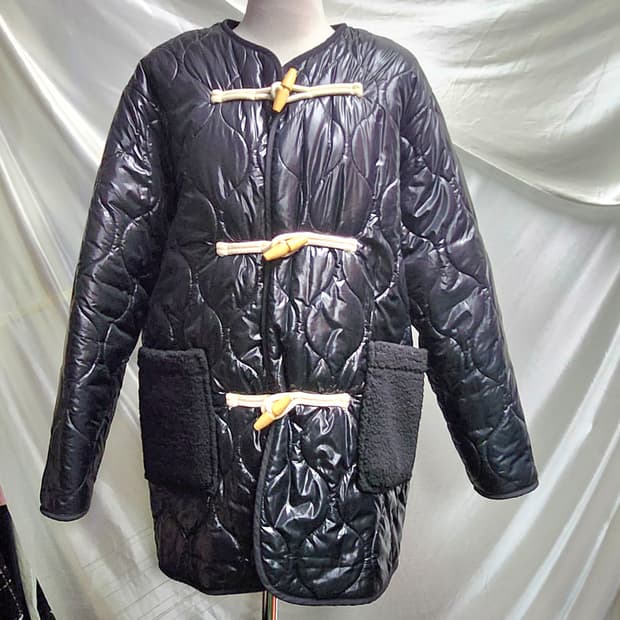 블랙 토글 퀼팅 점퍼🖤 퍼포켓 포인트로 감성 한스푼