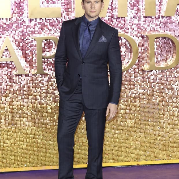 Emporio Armani 스트라이프 수트