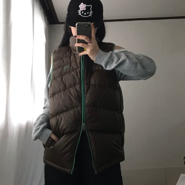 퓨마 브라운 패딩 조끼