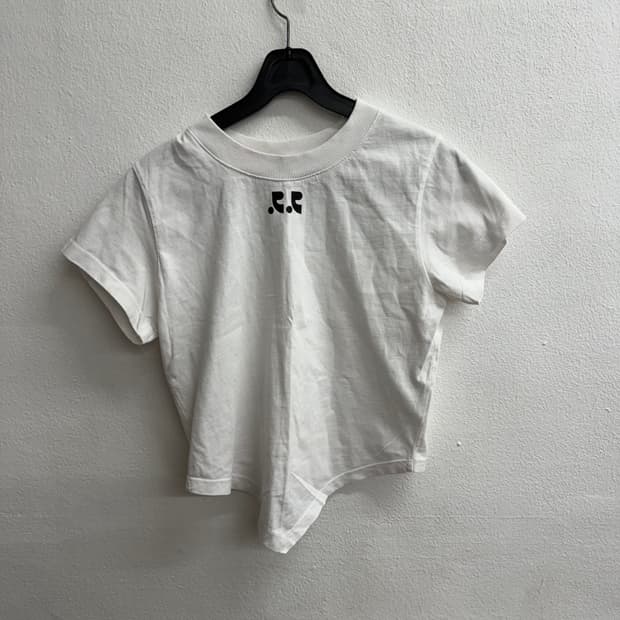 레스트레크레이션 크롭 화이트 티셔츠 os