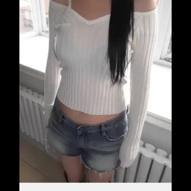 아워캐비넷 blooming off knit 화이트