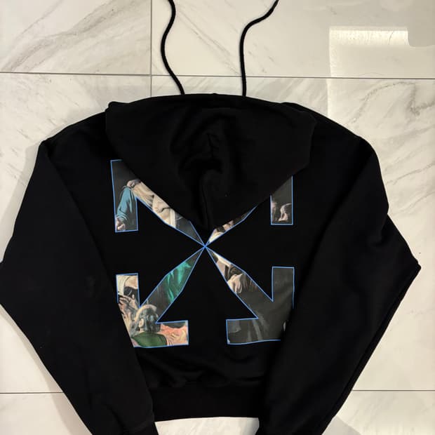 오프화이트 카라바조 후드티