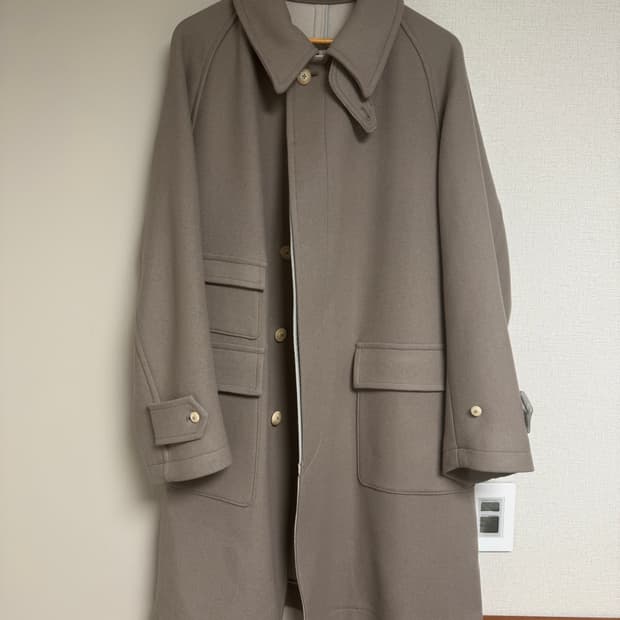 캡틴선샤인 트레블러 코트 42사이즈 판매합니다