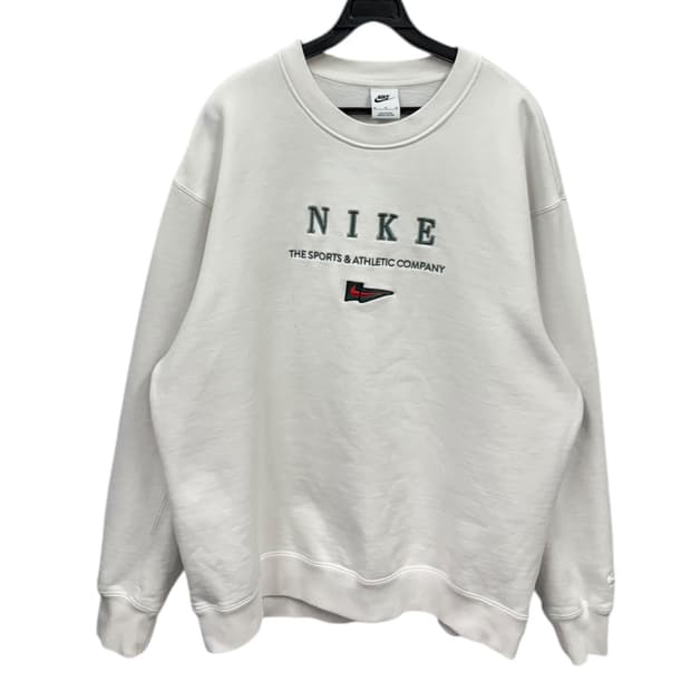 나이키 스우시 맨투맨