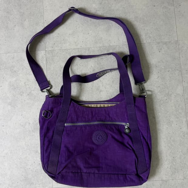 키플링 퍼플 크로스백