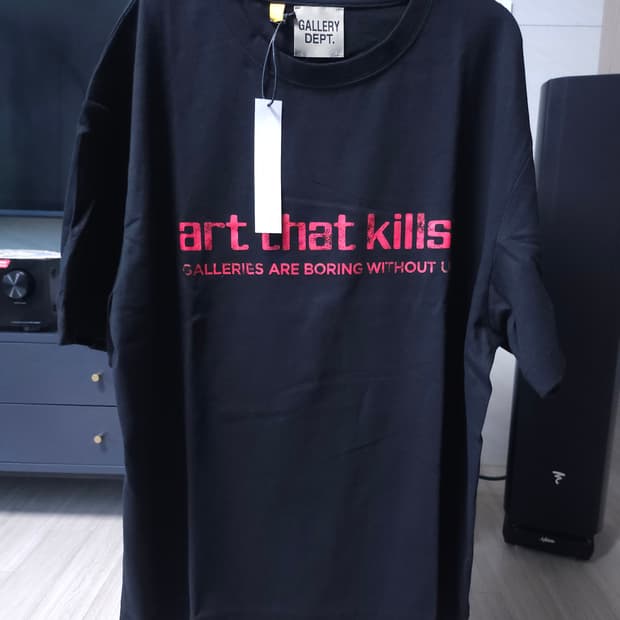 갤러리 뎁트 아트 킬스 블랙 반팔티