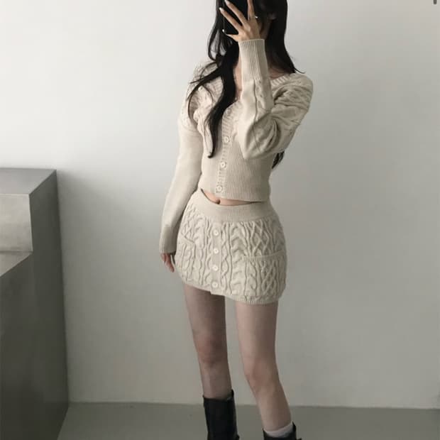 힐다X고희 디어 윈터 니트 가디건 스커트 세트