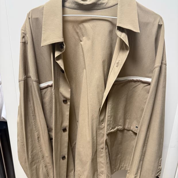 시스템옴므 브라운크롭셔츠 판매합니다