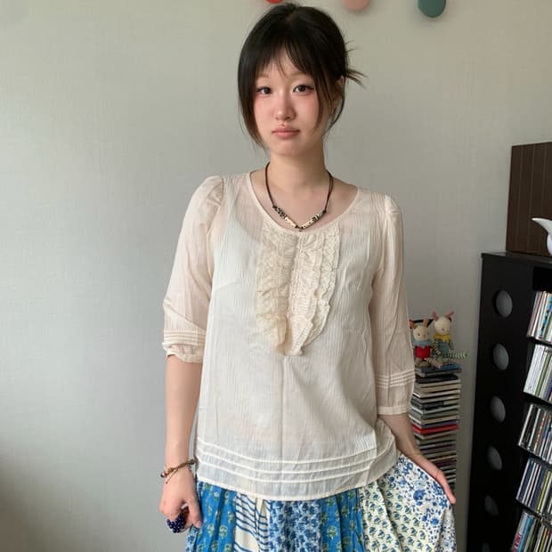 kumikyoku, lace blouse