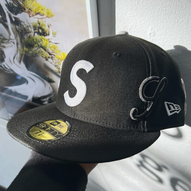  Supreme 25SS Multi S Logo Fitted Cap