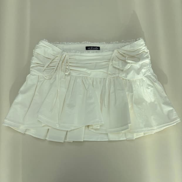 에즈이프 캘리 셔링 레이스 미니 스커트 (실착 0회)