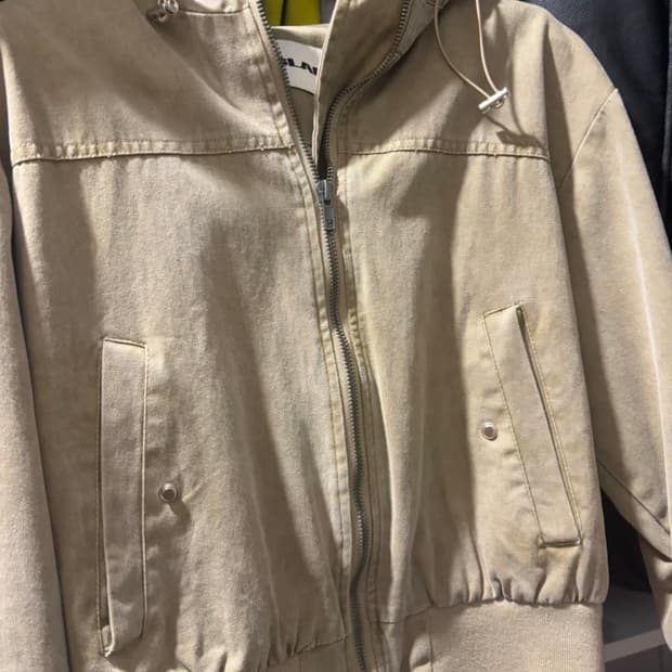 블랙업 후드 크롭 자켓