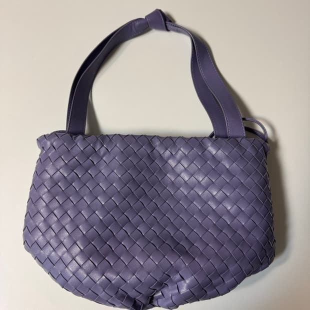 보테가베네타 벌브백 스몰 라일락 컬러