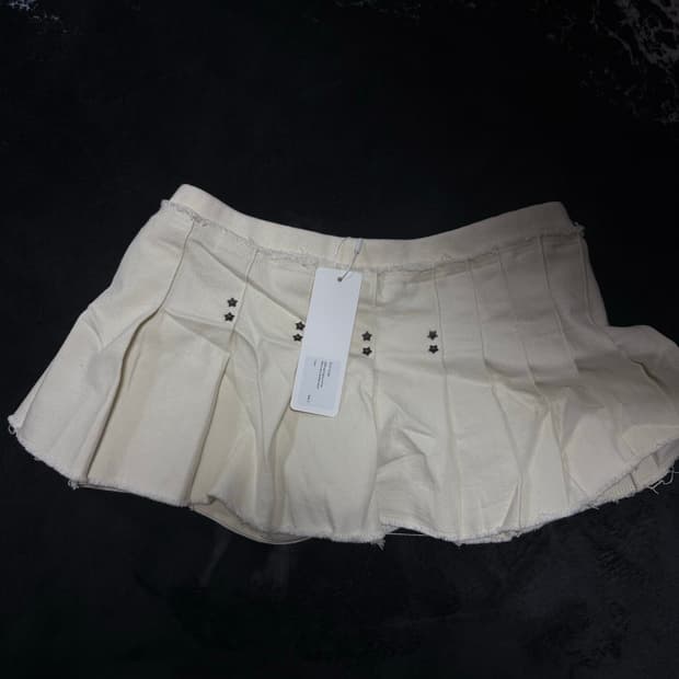 <2> 본네 스타 리벳 플리츠드 스커트 스코트