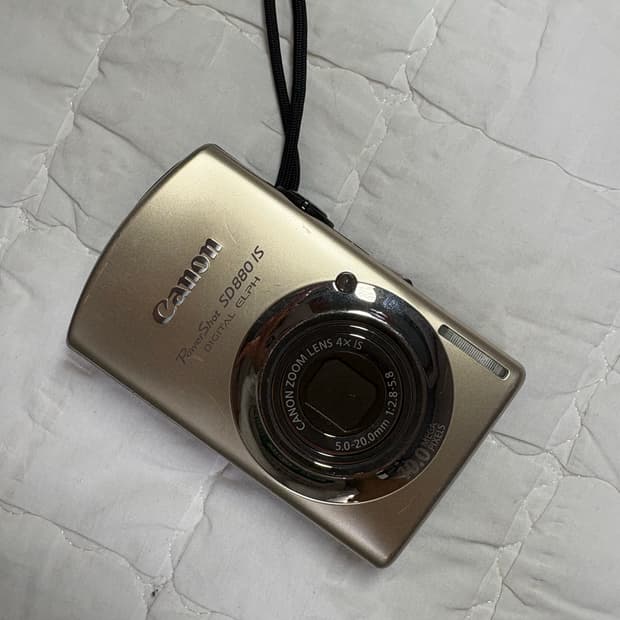 캐논 디카 익서스 870 = 파워샷 sd 880