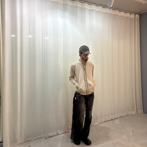 “Takeo Kikuchi” Beige Minimal Mood Knit 