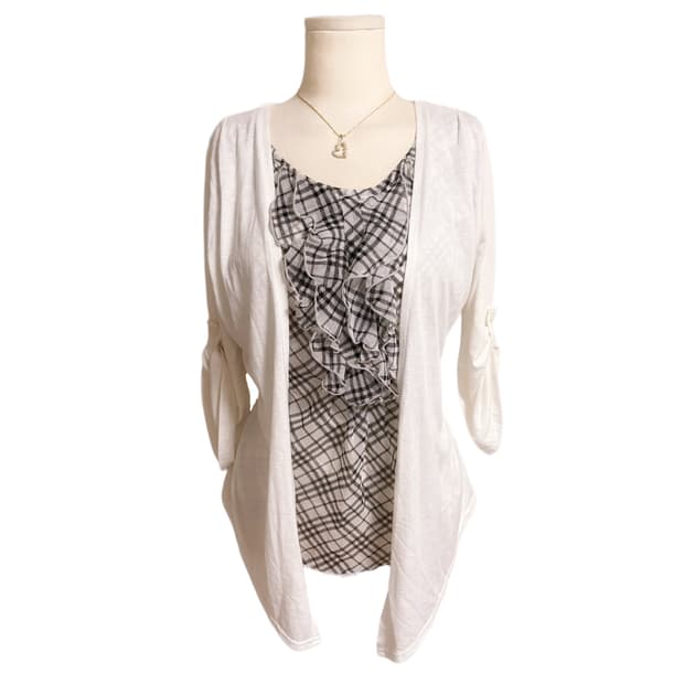 일본 빈티지 버버리깔 레이스 포인트 화이트 노바체크 레이어드 티 