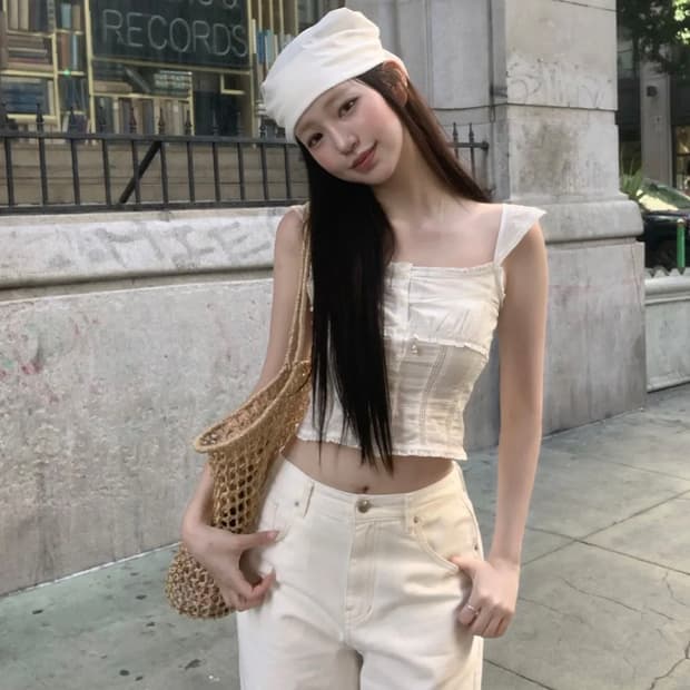 더바넷 로살리에 레이스 스모크 블라우스 화이트