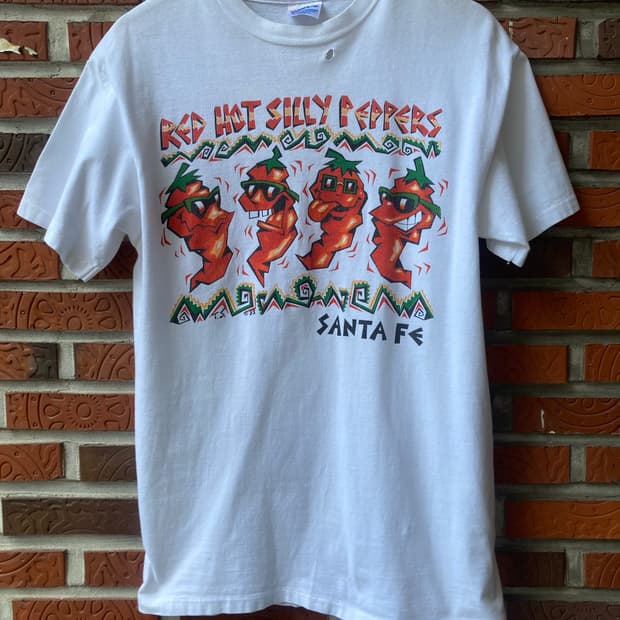 90s RED HOT SILLY PEPPERS tshirt