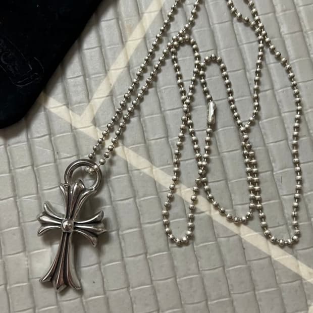 크롬하츠 크로스 펜던트(정품 볼체인 포함)