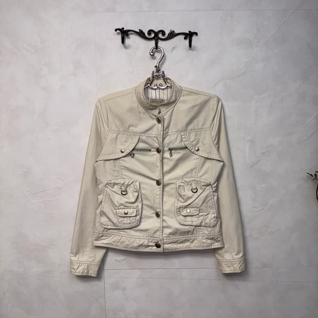 Ivory multi pocket button safari jacket