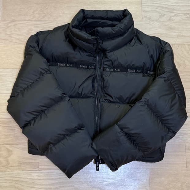 마뗑킴 로고 테이핑 퍼퍼 다운 점퍼 블랙 S