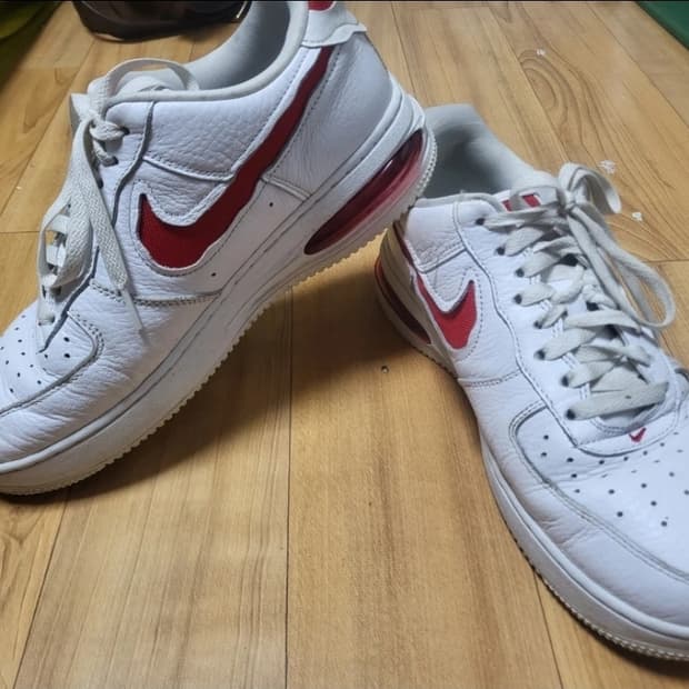 나이키 에어포스1 EVO 흰/빨 275mm