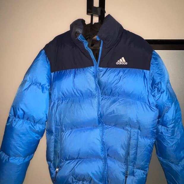 아디다스 빈티지 블루 숏패딩 95 착샷 ㅇ