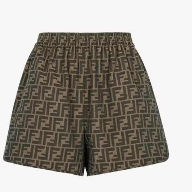 [미개봉 새상품] 펜디 FF로고 시그니처 반바지 38사이즈