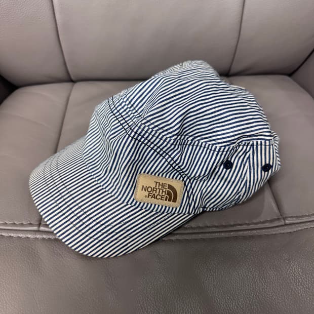 노스페이스 스트라이프 네이비 캠프캡