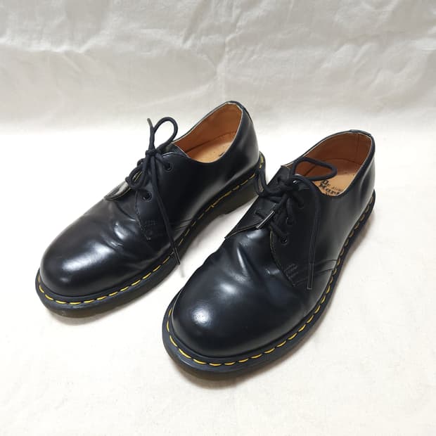 [8UK] 닥터마틴 1461 스무스 3홀 (270~275)