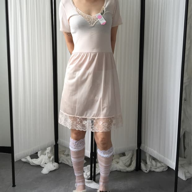 Lace trimming slip onepiece