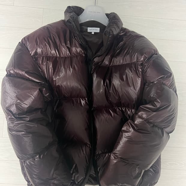 스테디에브리웨어 컴포트 다운 자켓 다크브라운 3사이즈