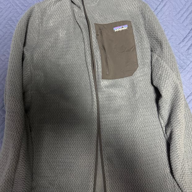 파타고니아 R1 에어 L Size