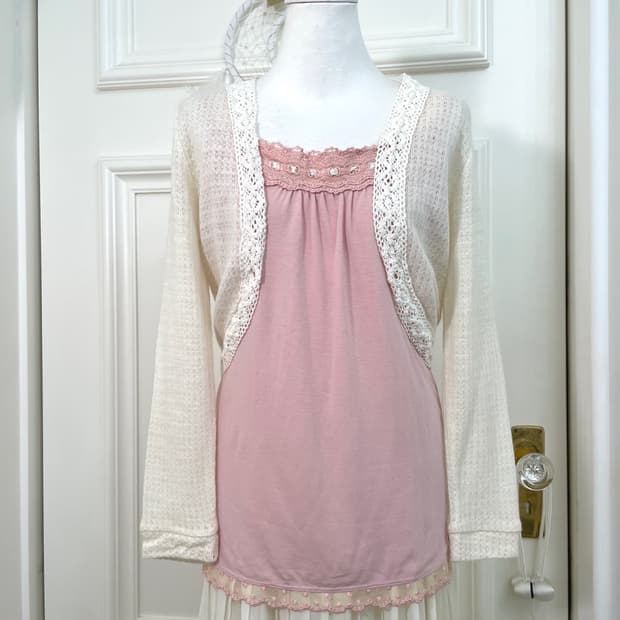 white crochet lace point bolero cardigan